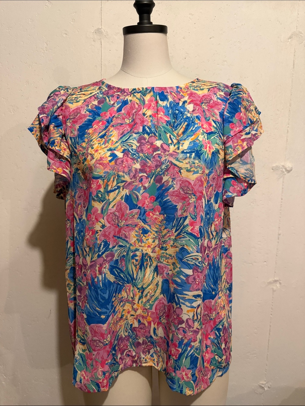Flying Tomato Multicolor Floral Flutter Sleeve Blouse - Blue & Pink